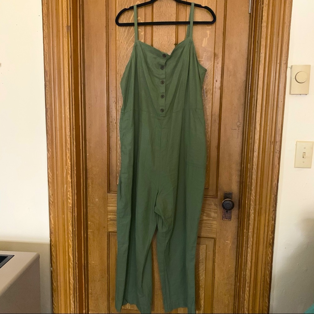 NWT Green Jumpsuit